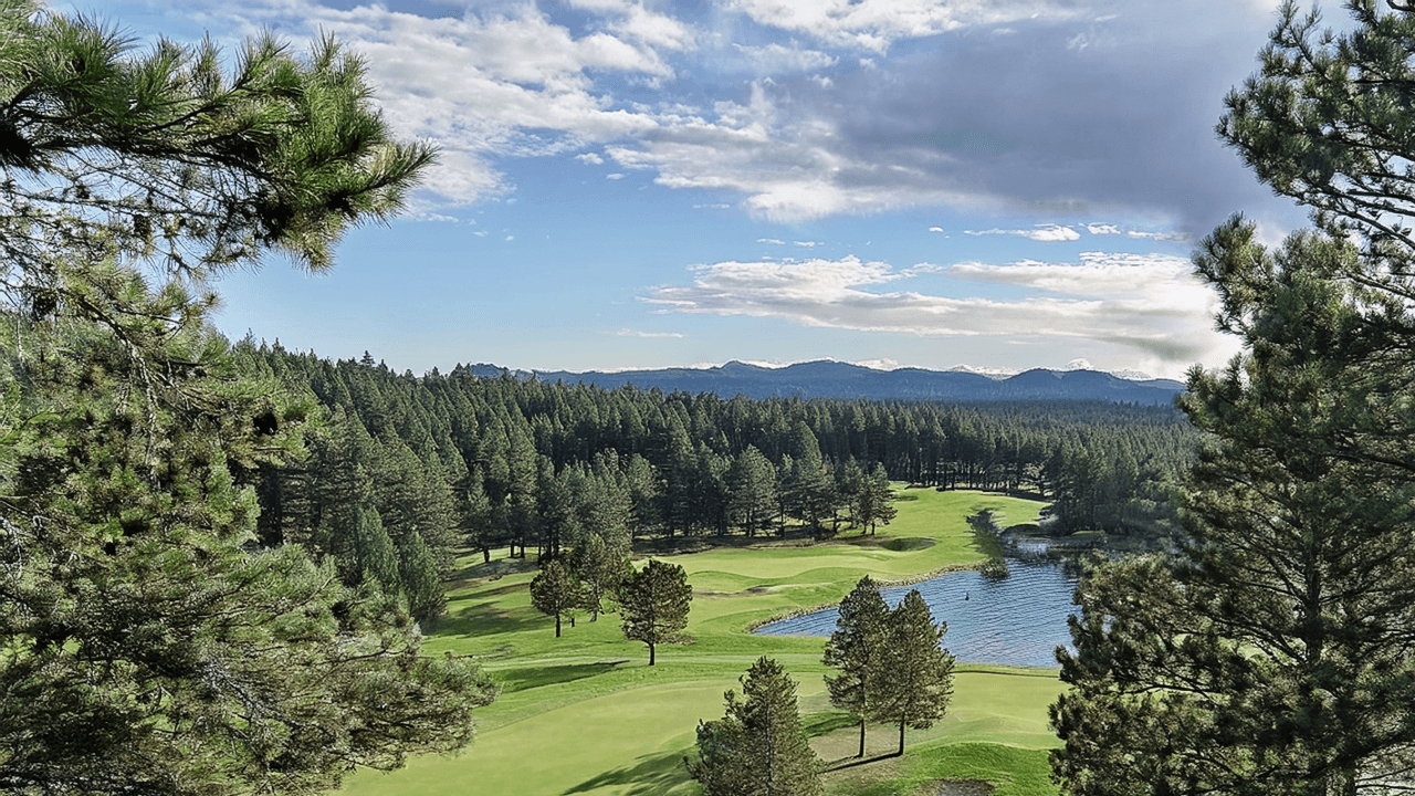 Mill Valley Golf Links in Belchertown, Massachusetts — semi-private, 18-hole golf course