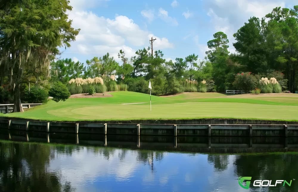 Legend Oaks Golf Club in Summerville, South Carolina — semi-private, 18-hole golf course, designed by Scott W. Pool (1994)
