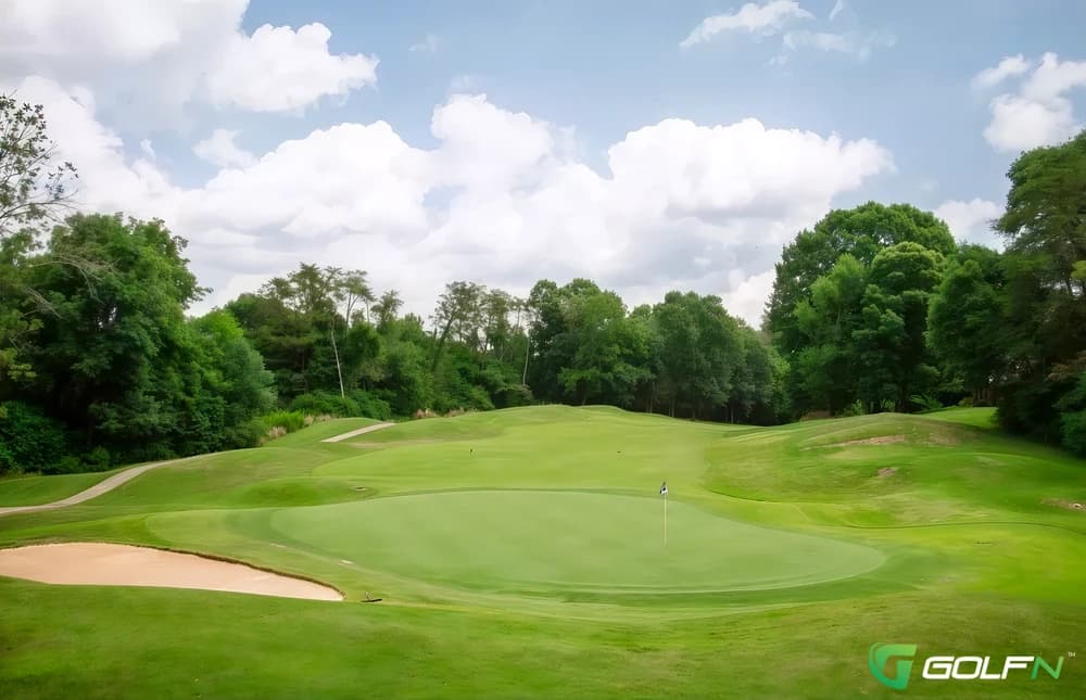 Gettysvue Country Club in Knoxville, Tennessee — private, 18-hole golf course, designed by Bland Pittman (1995)