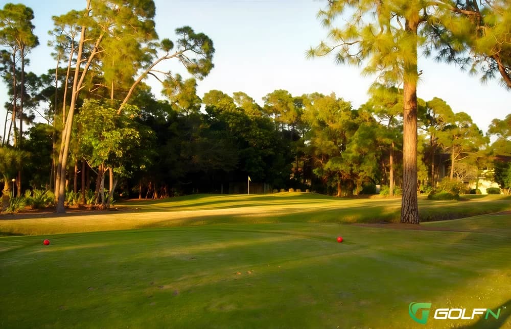 Fountain Lakes Golf Course in Estero, Florida — private, 9-hole golf course