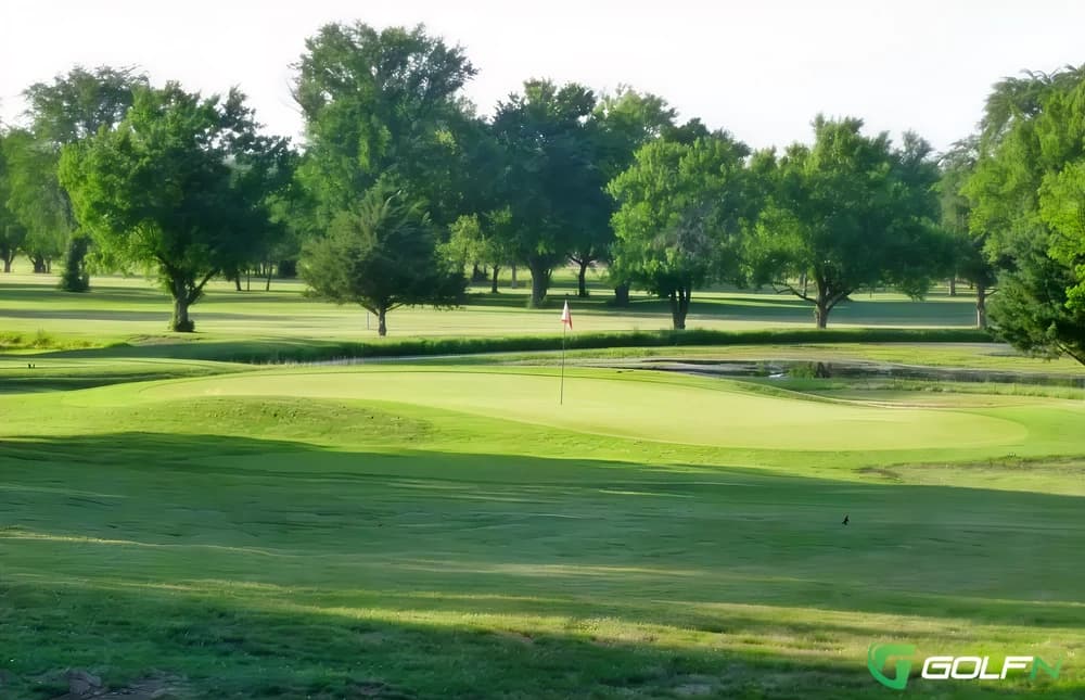 Cedarbrook Golf Course in Iola, Kansas — public, 18-hole golf course