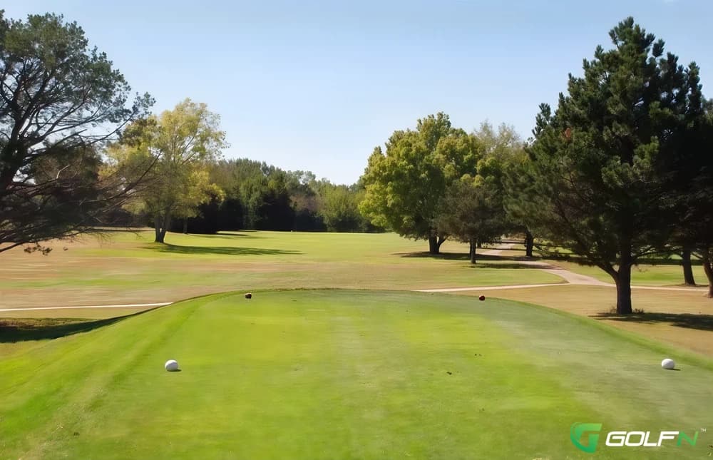 Winfield Country Club in Winfield, Kansas — private, 18-hole golf course