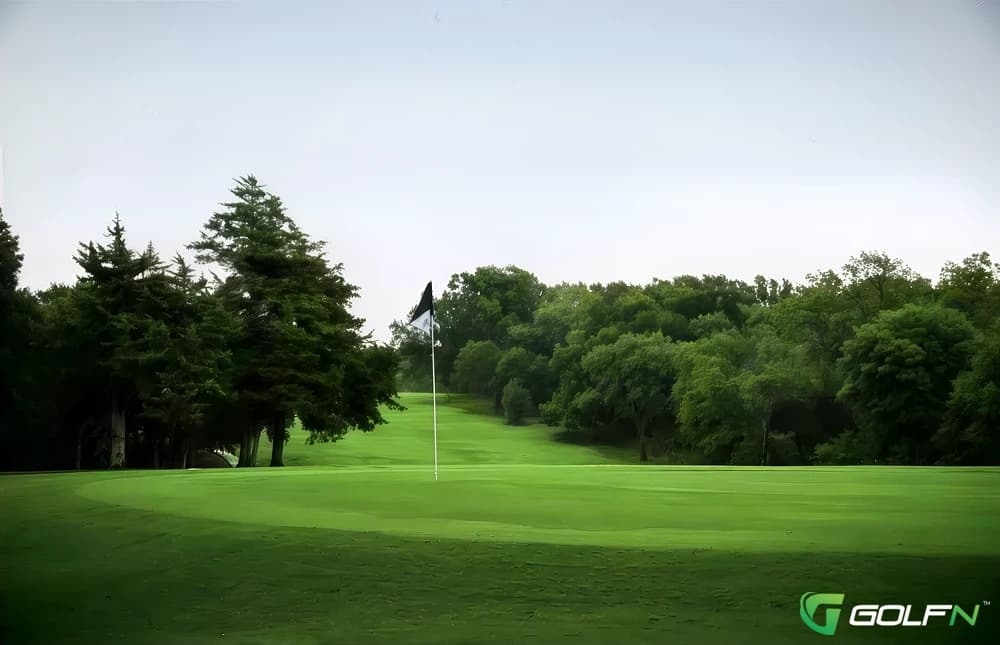 Denison Country Club in Denison, Texas — semi-private, 18-hole golf course