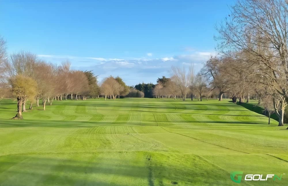 Clontarf Golf Club in Clontarf, Dublin โ public, 18-hole golf course, designed by H. S. Colt (1923)