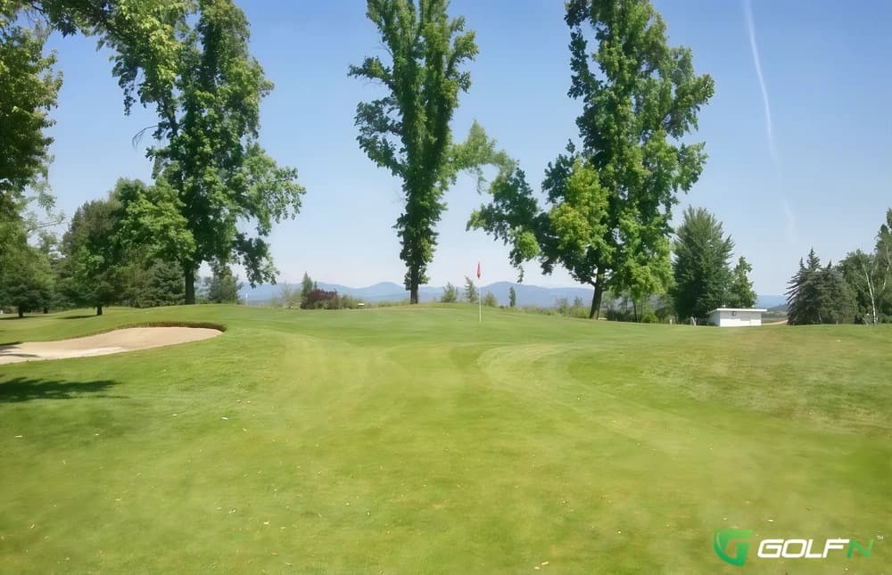 Veterans Memorial Golf Course in White City, Oregon — military, 9-hole golf course