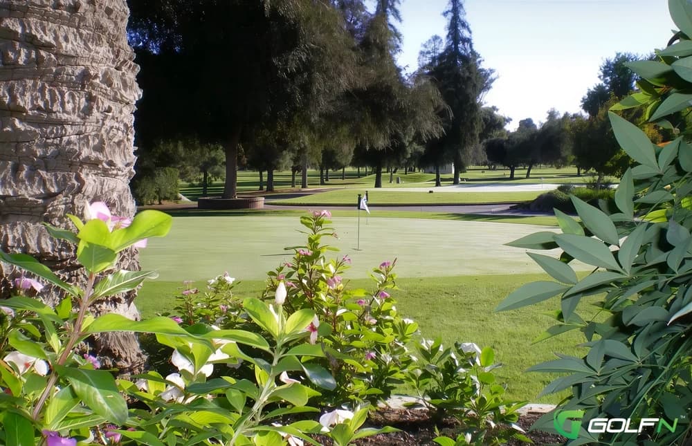 Sunnyside Country Club in Fresno, California — private, 18-hole golf course, designed by William P. Bell (1911)