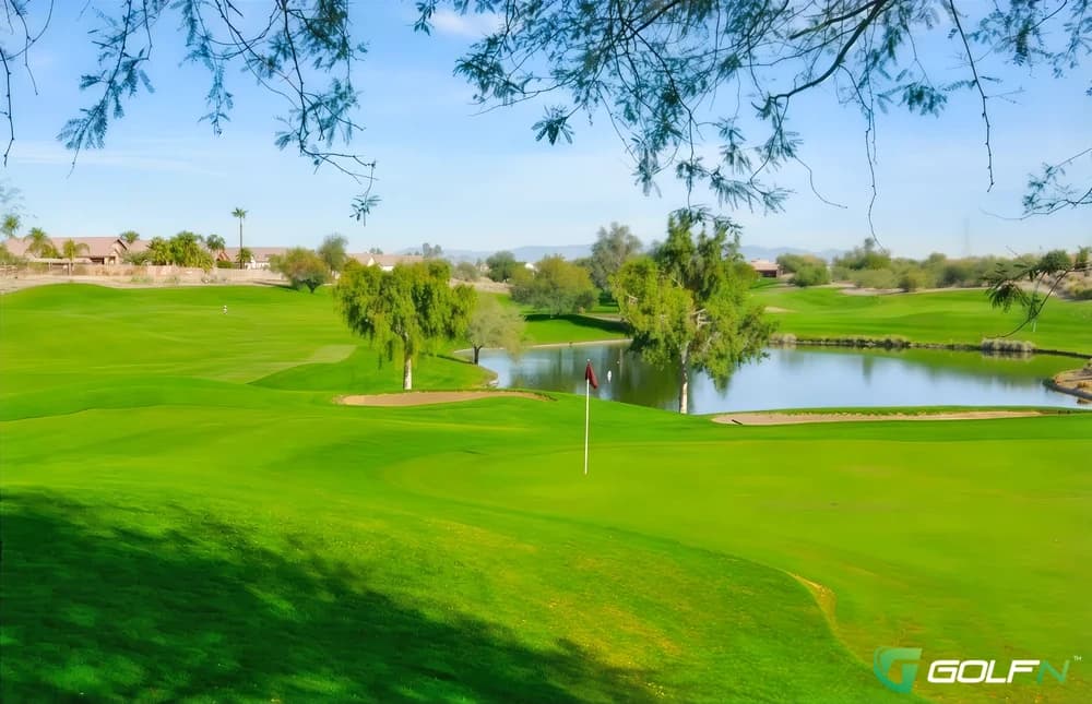 Coyote Lakes Golf Club in Surprise, Arizona — public, 18-hole golf course, designed by Jack Snyder (1993)