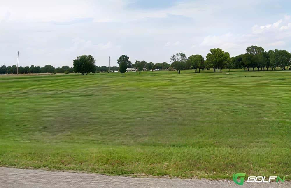 Pine Bay Golf Course in Wichita, Kansas — public, 9-hole golf course, designed by Kevin Pargaman