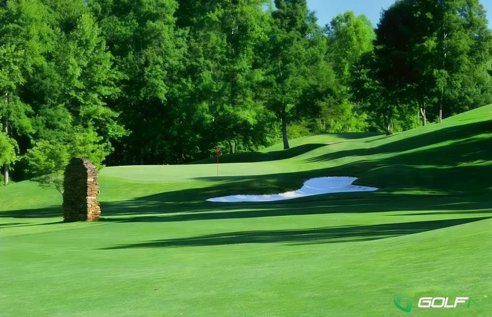 Waterfront Country Club in Moneta, Virginia — private, 18-hole golf course, designed by George Dillon (1981)