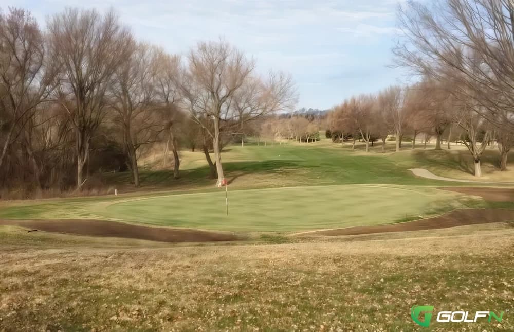 Shoreland Country Club in Saint Peter, Minnesota — semi-private, 18-hole golf course
