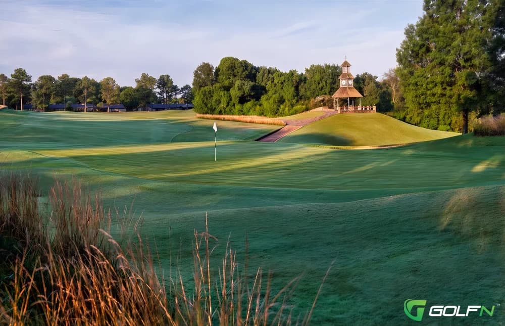 Northriver Yacht Club in Tuscaloosa, Alabama — private, 18-hole golf course, designed by Gary Player (1978)