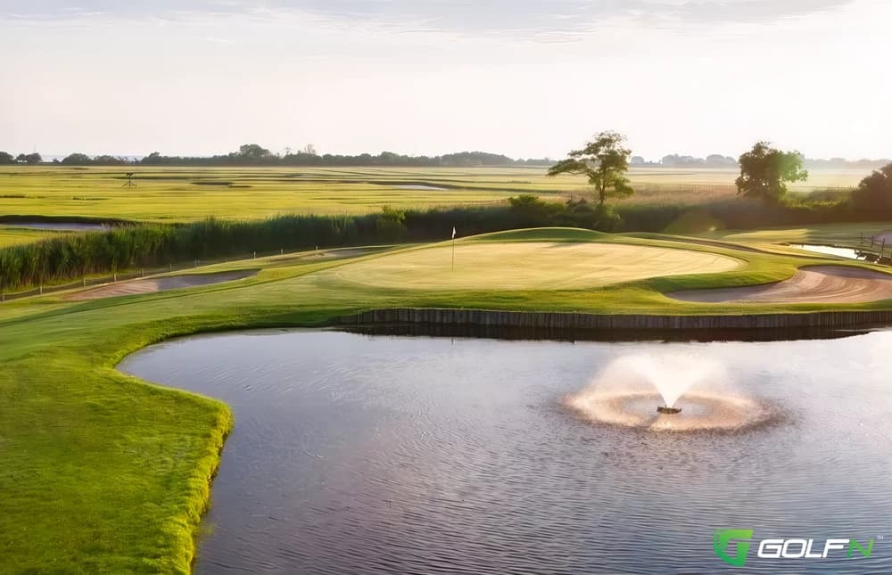 Crab Meadow Golf Course in Northport, New York — public, 18-hole golf course, designed by William F. Mitchell (1963)