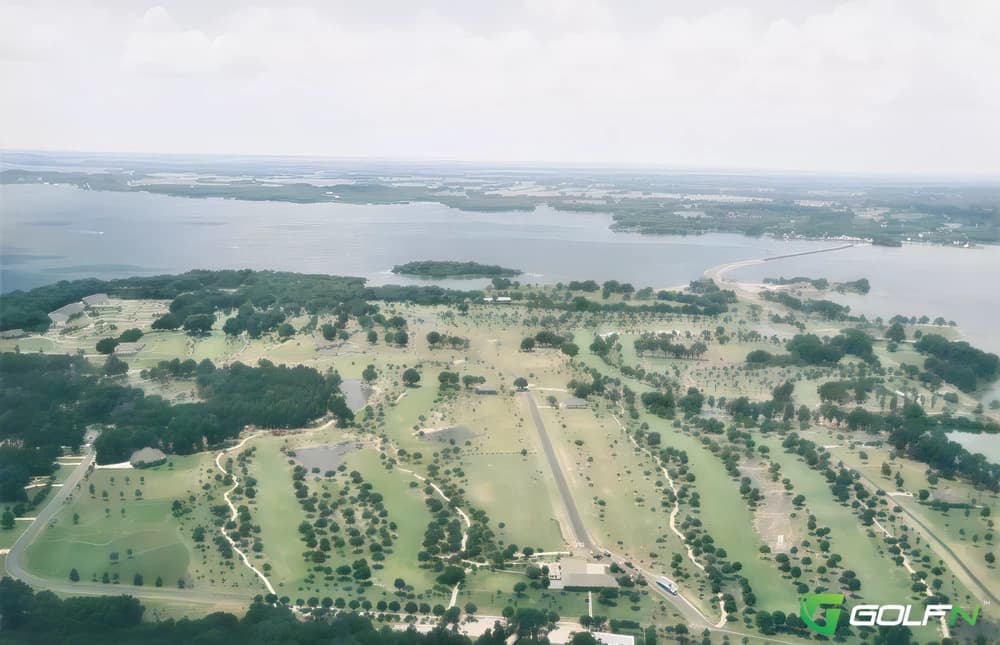 Lake Fork Golf Club in Emory, Texas — semi-private, 18-hole golf course, designed by Williams, Gill & Associates (1998)