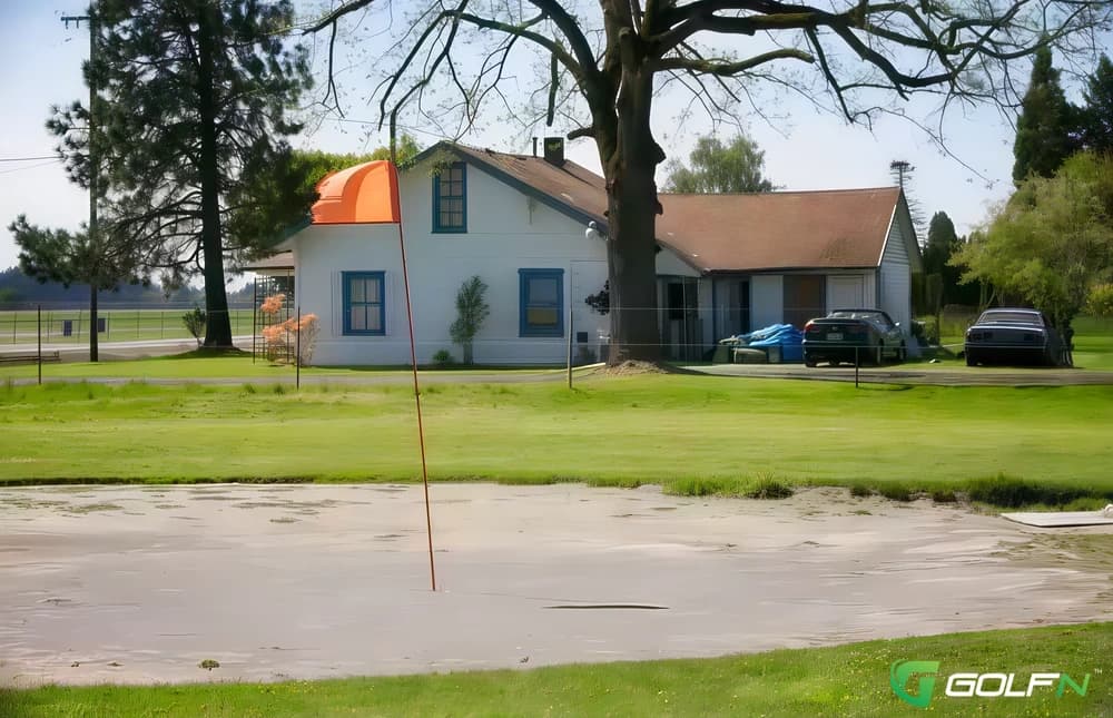 Woodburn Golf Club in Woodburn, Oregon — public, 9-hole golf course