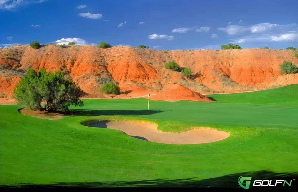 Twin Warriors Golf Club in Santa Ana Pueblo, New Mexico — resort, 18-hole golf course, designed by Gary Panks (2001)