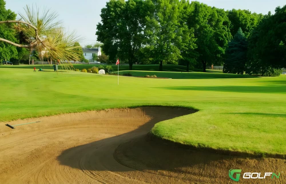 Fox Bend Golf Course in Oswego, Illinois — public, 18-hole golf course, designed by Brent Wadsworth (1967)