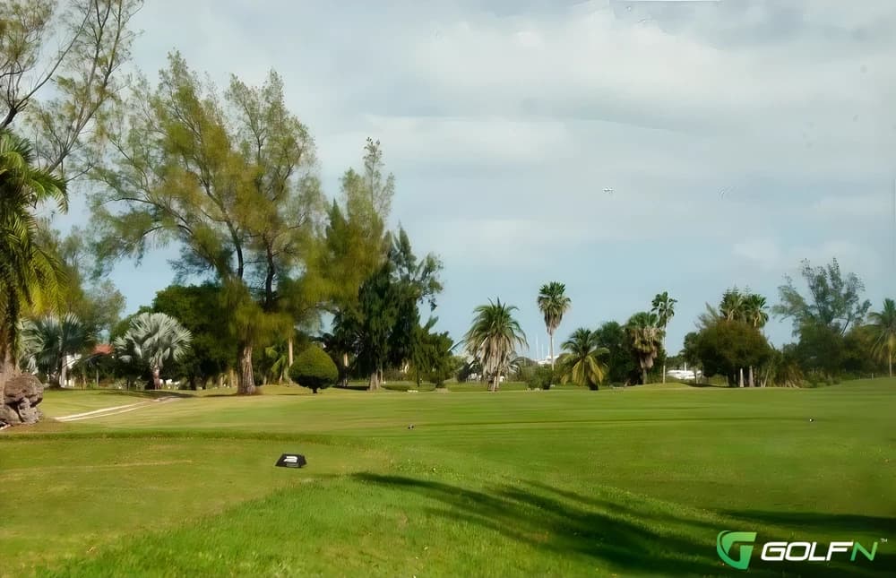 Florida Keys Country Club in Marathon, Florida — private, 18-hole golf course, designed by Mark Mahannah (1960)