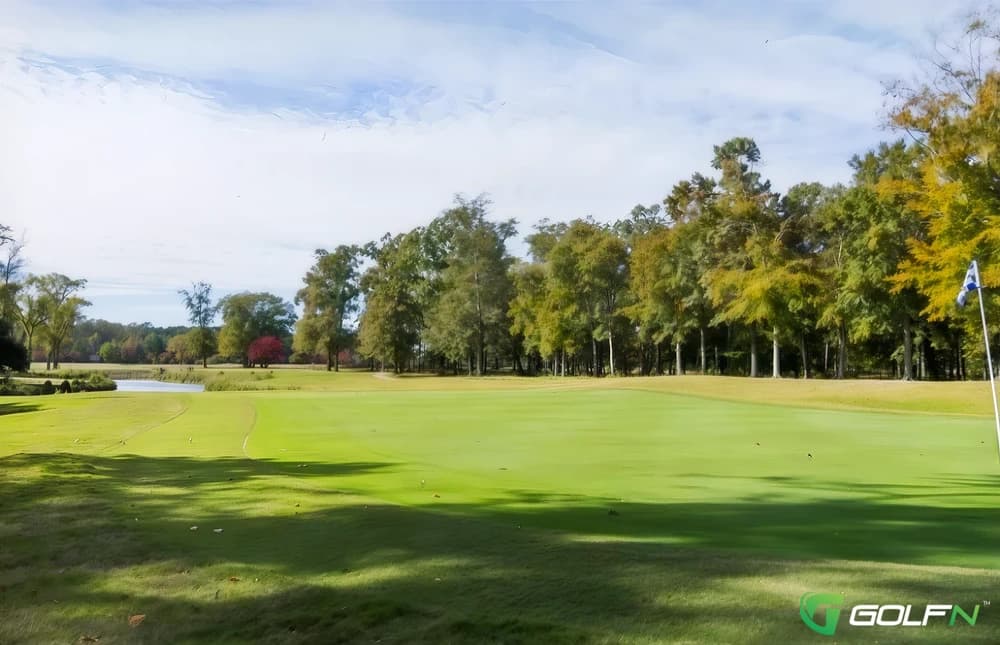 Indianola Country Club in Indianola, Mississippi — private, 18-hole golf course, designed by Bob Cupp (1995)