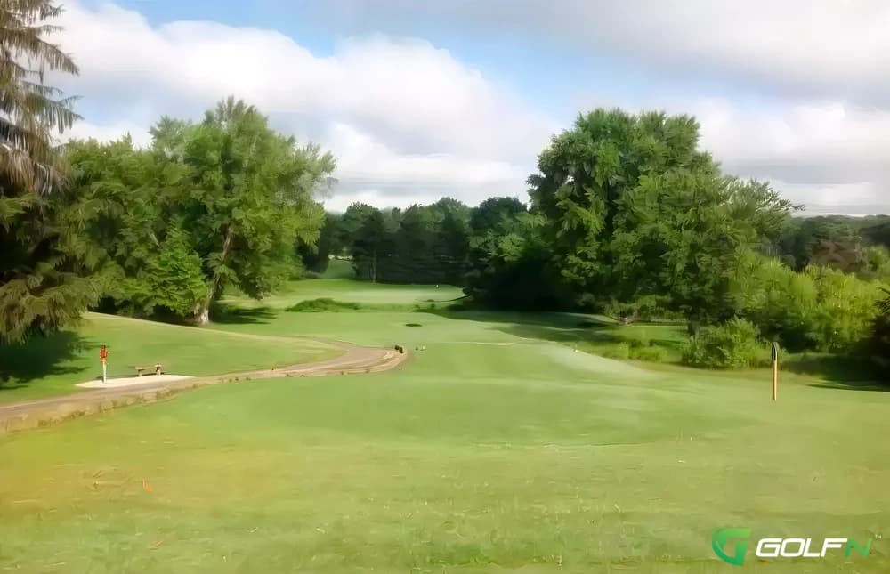 Clinton - Spring Hills Golf Club in Clinton, Ohio — public, 18-hole golf course, designed by Harold Paddock (1965)