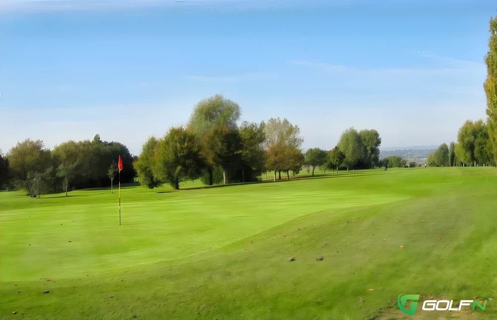 Humberstone Heights Golf Club in Leicester, England — public, 18-hole golf course, designed by Hawtree Ltd (1977)