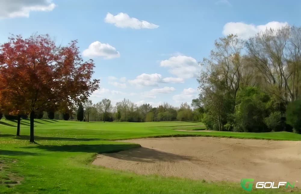 Palos Hills Golf Club in Palos Hills, Illinois — public, 9-hole golf course, designed by David Gill