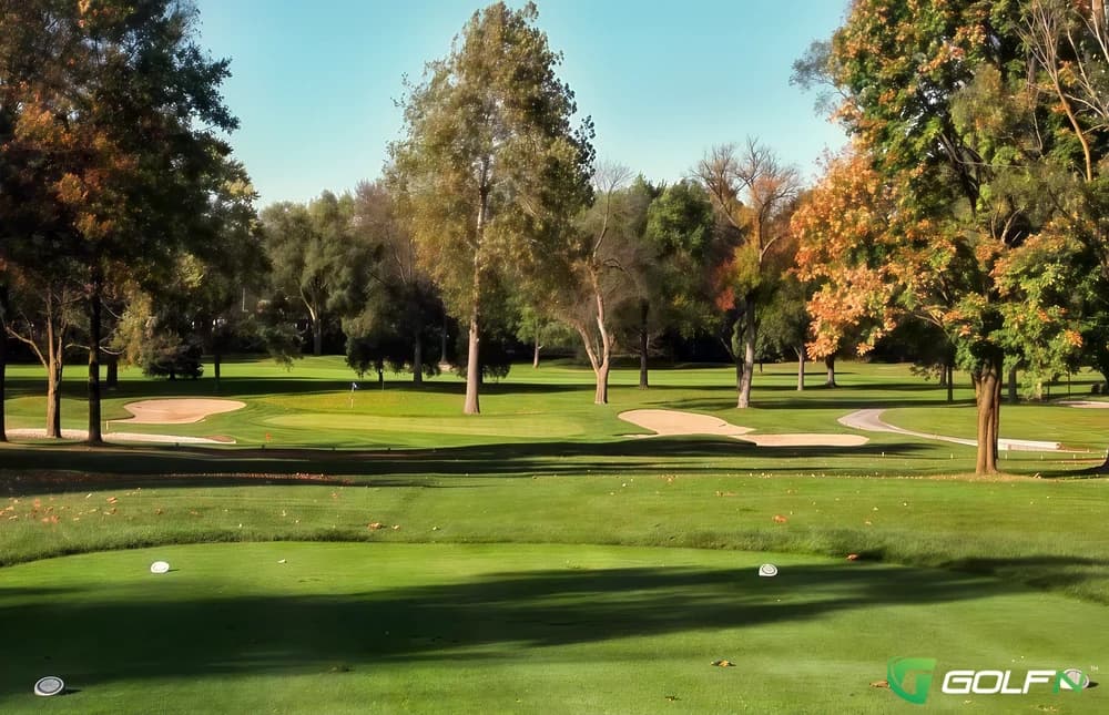 Idlewild Country Club in Flossmoor, Illinois — private, 18-hole golf course, designed by Al Naylor