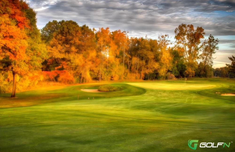 Paint Creek Country Club in Lake Orion, Michigan — private, 18-hole golf course, designed by Don Childs (1988)