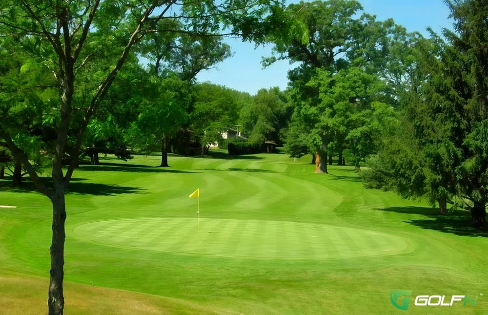 Olde Indian Creek Country Club in Marion, Iowa — semi-private, 9-hole golf course