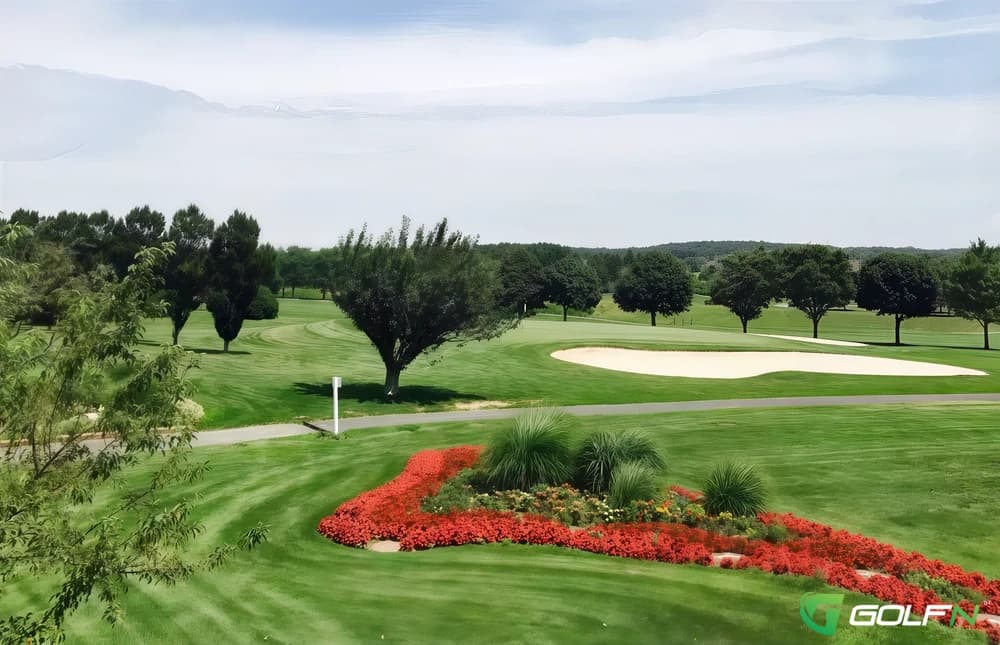 Links - Cherry Creek Golf Links in Riverhead, New York — public, 36-hole golf course, designed by Young & Young