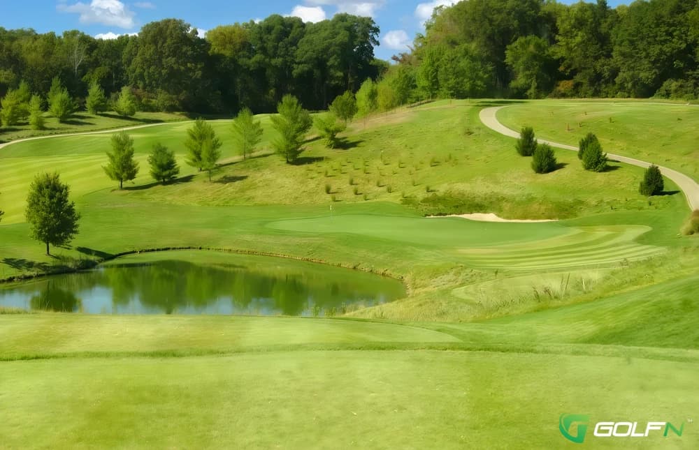 Stonewolf Golf Club in Fairview Heights, Illinois — public, 18-hole golf course, designed by Jack Nicklaus (1997)