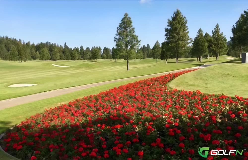 The Coeur D'Alene Resort Golf Course in Coeur D Alene, Idaho — resort, 18-hole golf course, designed by Scott Miller (1991)