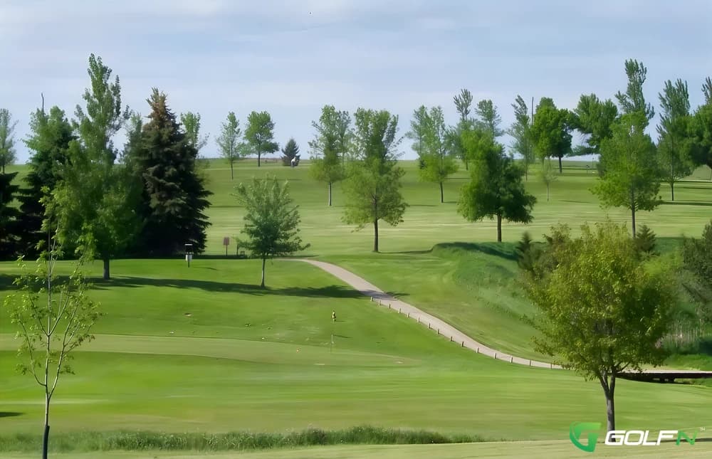 Curramulka Golf Club in Curramulka, South Australia β public, 9-hole golf course