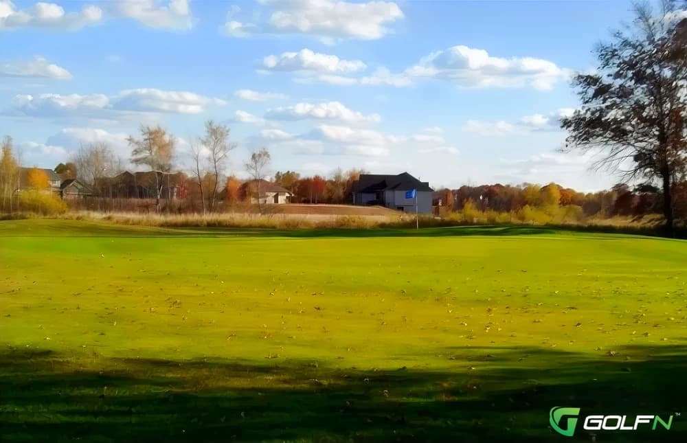 Red - Ponds Golf Club in Saint Francis, Minnesota — public, 27-hole golf course, designed by Garrett Gill (2003)