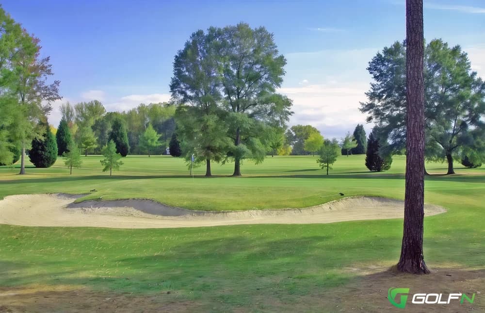 Road - Hollows Golf Club in Montpelier, Virginia — semi-private, 27-hole golf course, designed by J. K.Timmions