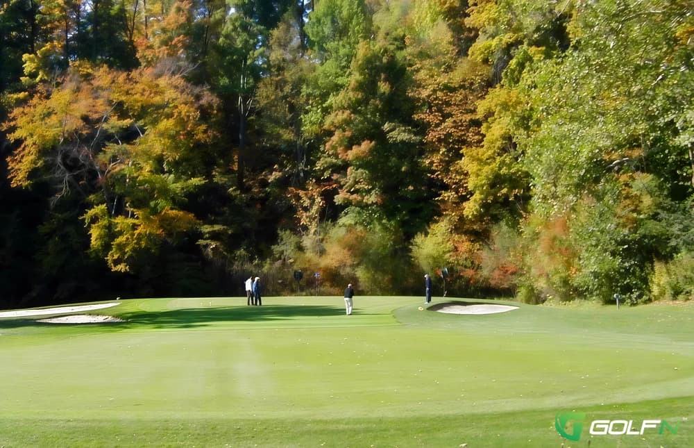Hawthorne Valley Country Club in Solon, Ohio — private, 18-hole golf course, designed by Donald Ross (1926)