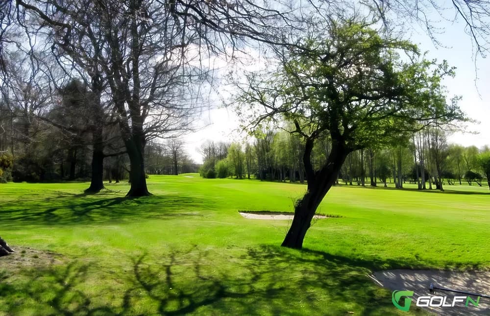 Duddingston Golf Club in Edinburgh, Scotland — public, 18-hole golf course