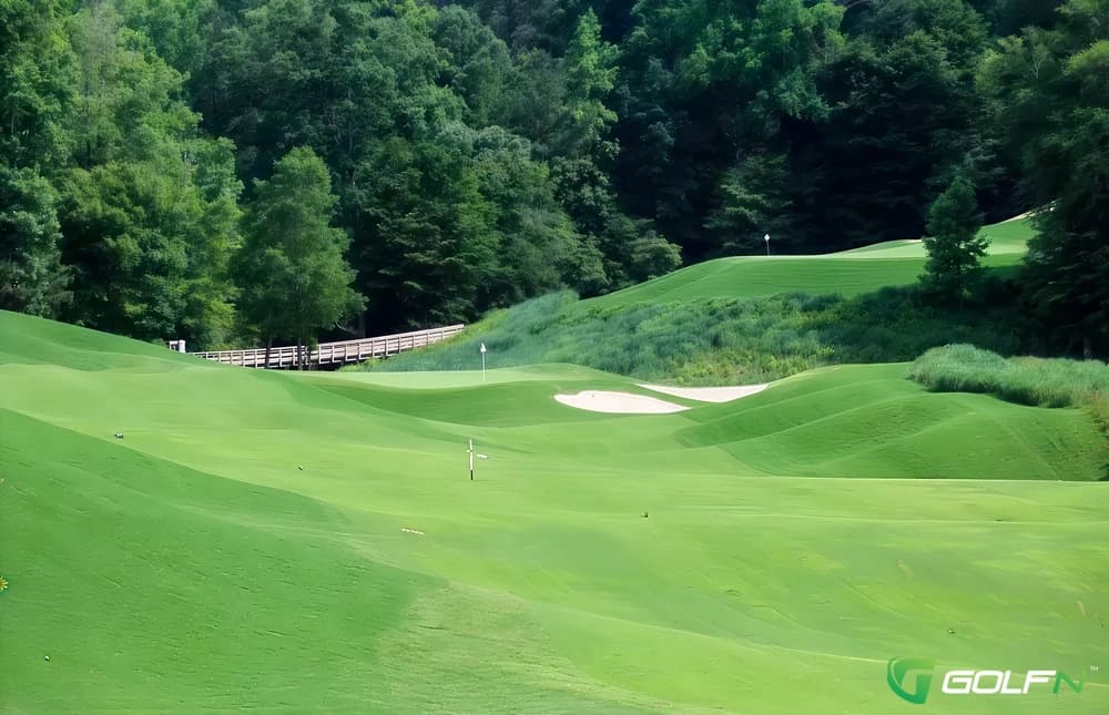 Currahee Club in Toccoa, Georgia — private, 18-hole golf course, designed by Jim Fazio (2004)