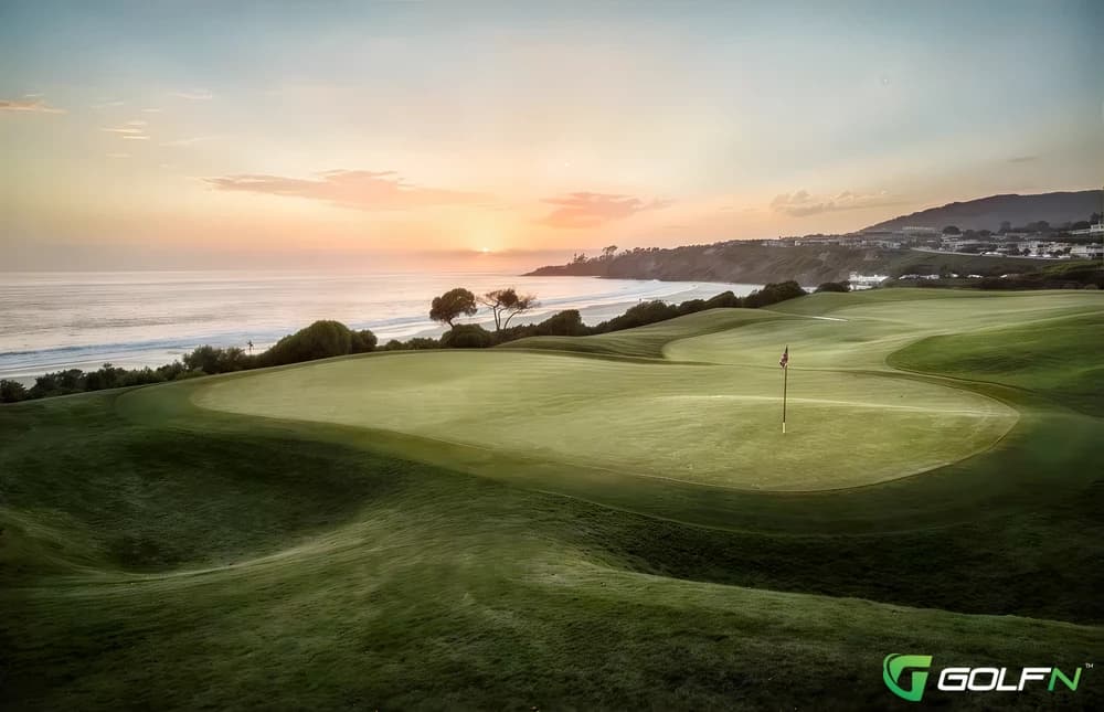 Monarch Beach Golf Links in Dana Point, California — public, 18-hole golf course, designed by Robert Trent Jones, Jr. (1983)