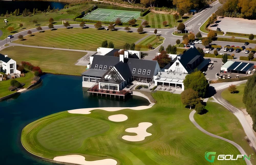 Clearwater Golf Club in Christchurch, Canterbury β private, 18-hole golf course
