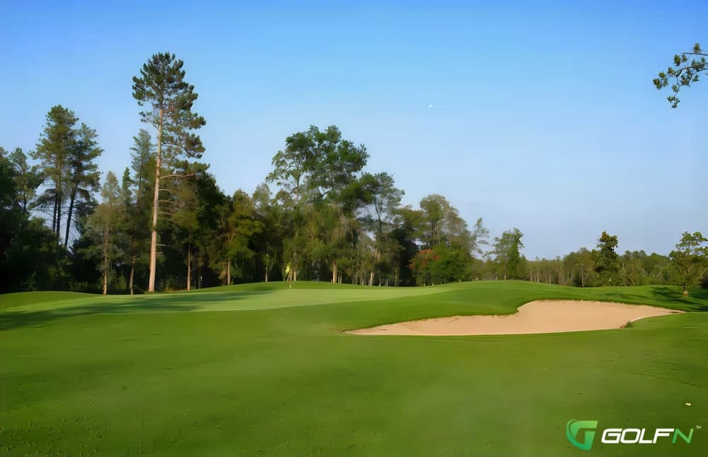 Bear'S Den Golf Course in Park Rapids, Minnesota — resort, 9-hole golf course