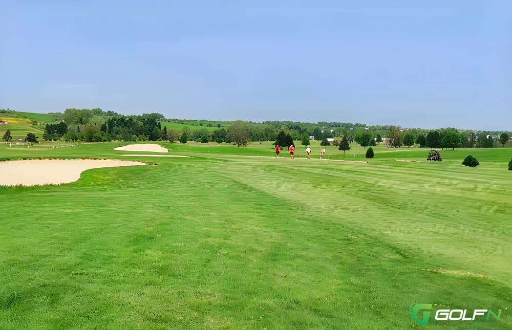 Black Gold Golf Club in Yorba Linda, California — public, 18-hole golf course, designed by Les Furber Design