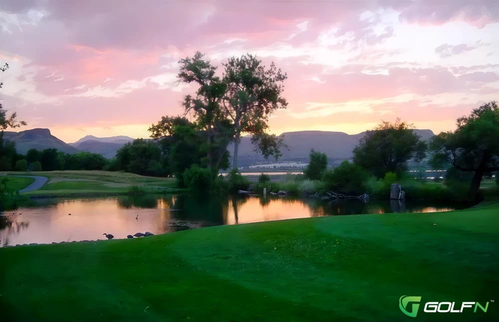 Applewood Golf Course in Golden, Colorado — public, 18-hole golf course, designed by Press Maxwell