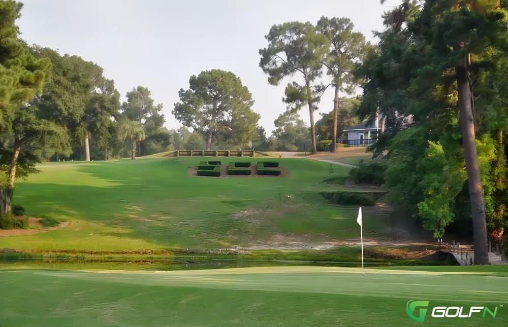 Sweetwater Country Club in Barnwell, South Carolina — semi-private, 18-hole golf course