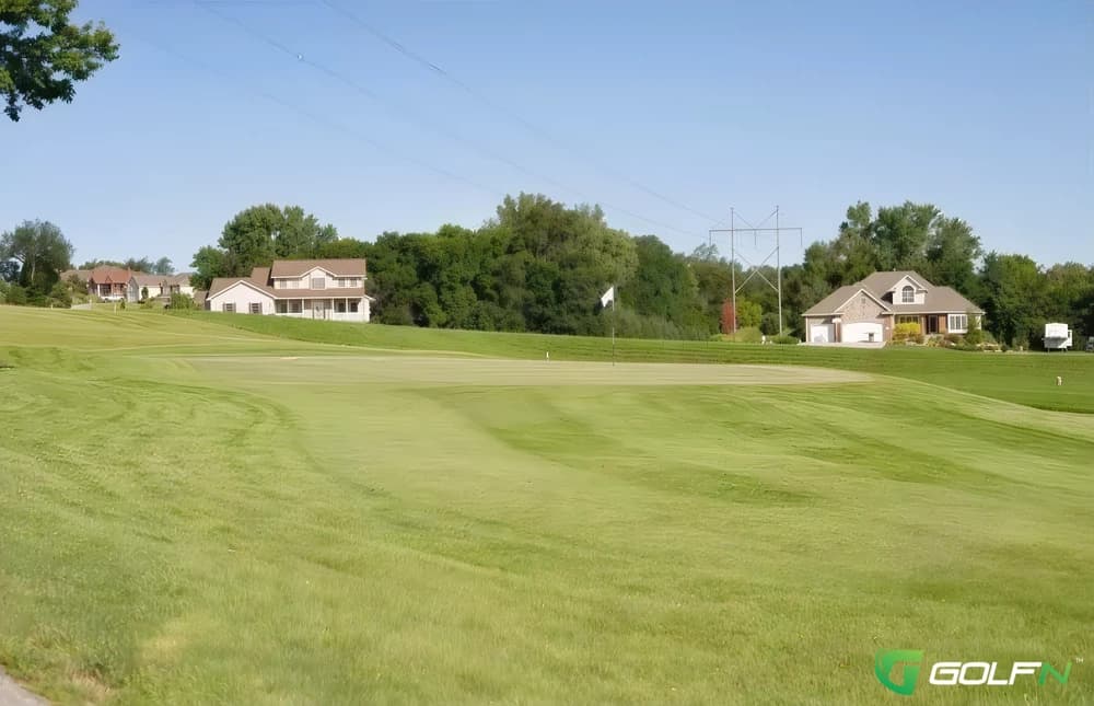 Bay Hills Golf Course in Plattsmouth, Nebraska — public, 18-hole golf course, designed by Marty Johnson