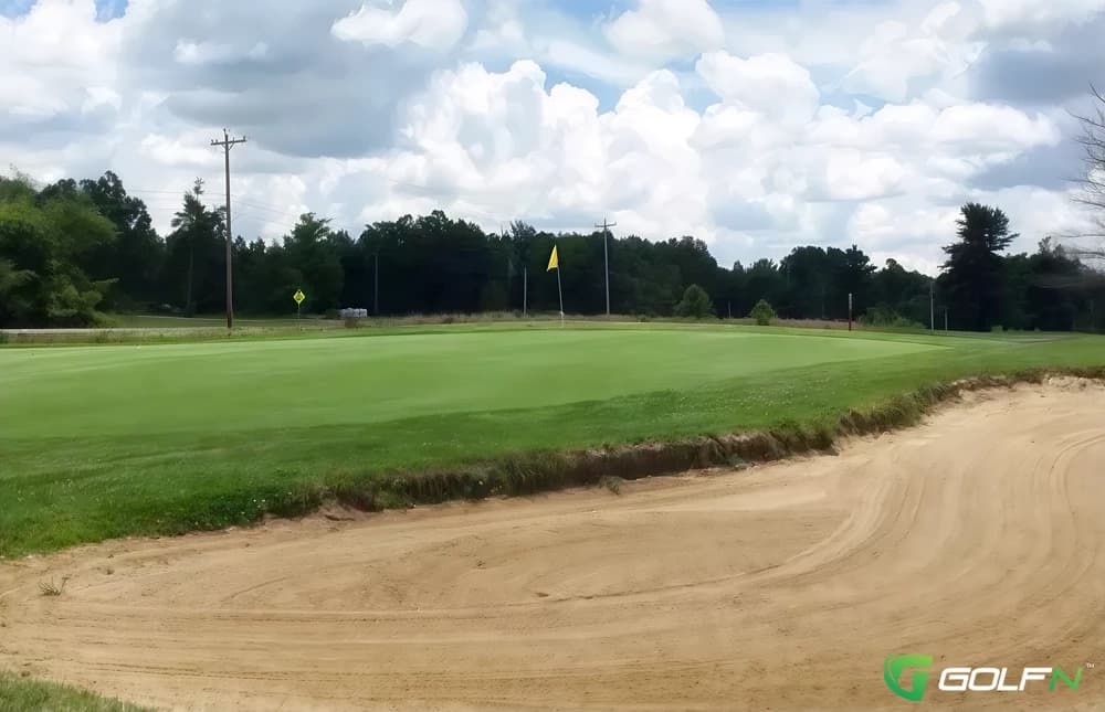 Cumberland Cove Golf in Monterey, Tennessee — public, 18-hole golf course, designed by Gary Baird (1996)