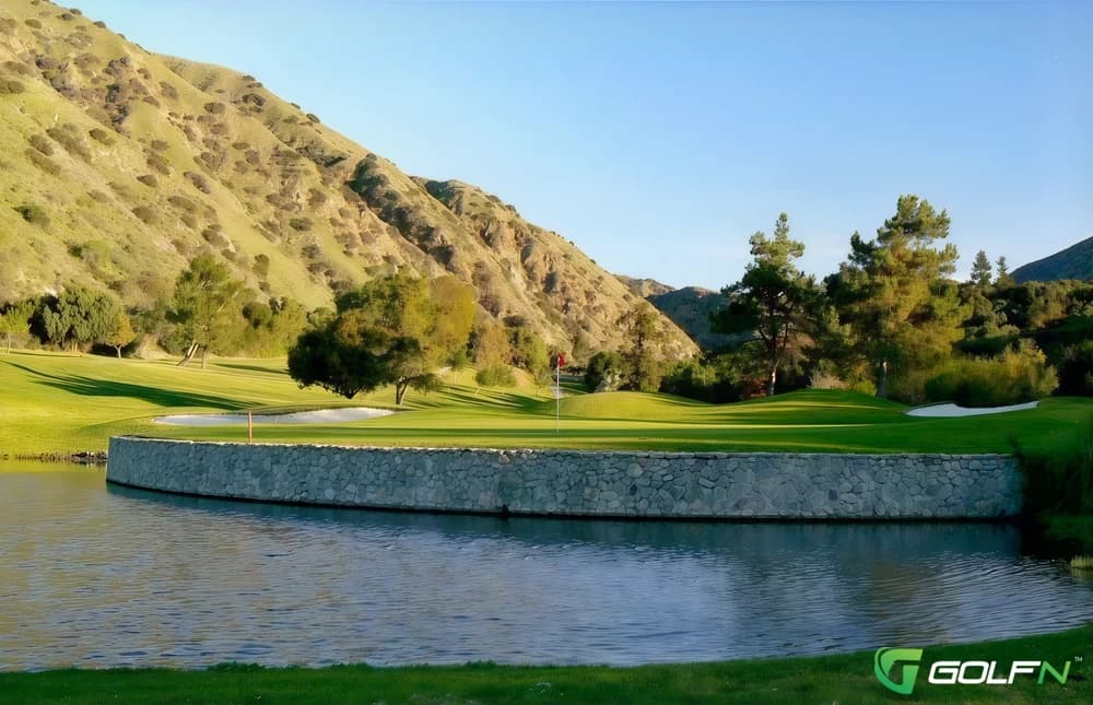 San Dimas Canyon Golf Course in San Dimas, California — public, 18-hole golf course, designed by Dan Murray (1964)