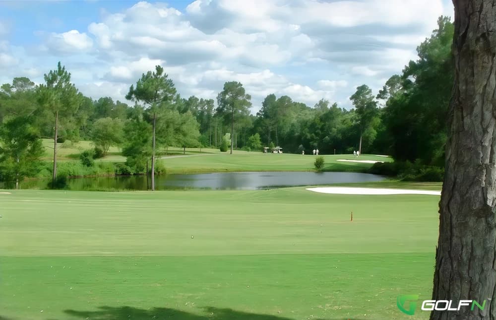 Blackwater Golf Club in Crestview, Florida — public, 18-hole golf course, designed by Earl Stone