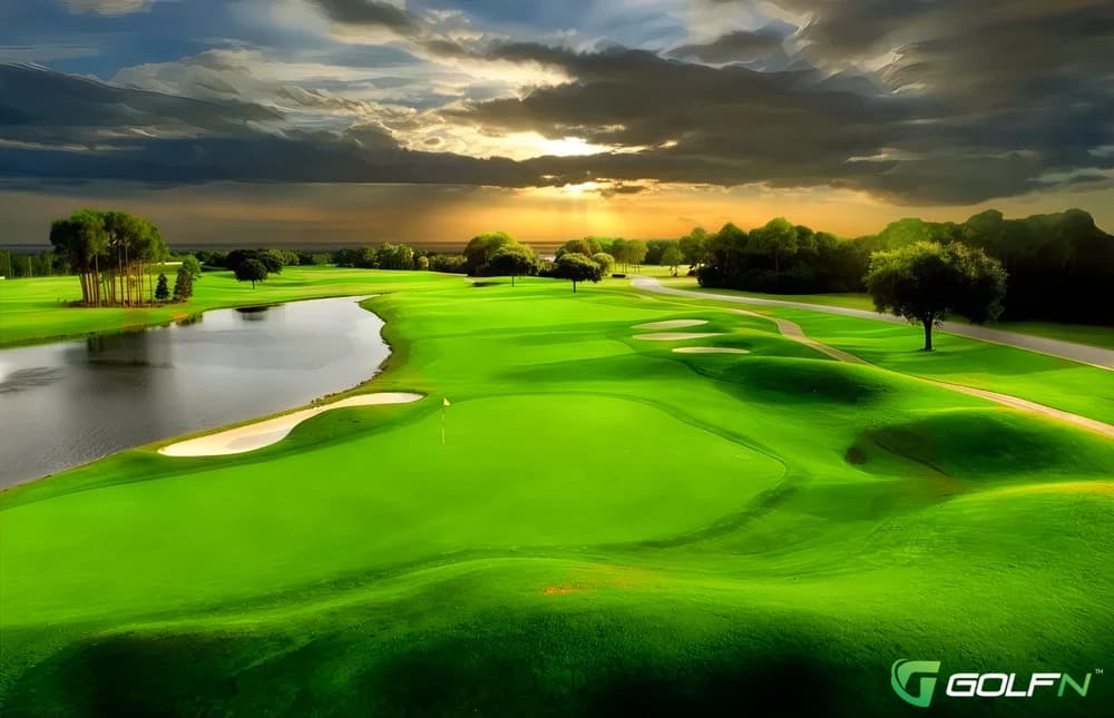 Emerald Bay Golf Club in Destin, Florida — public, 18-hole golf course, designed by Bob Cupp (1991)