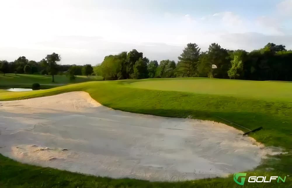 Fox Den Golf Course in Stow, Ohio — public, 18-hole golf course, designed by Frank Schniedel