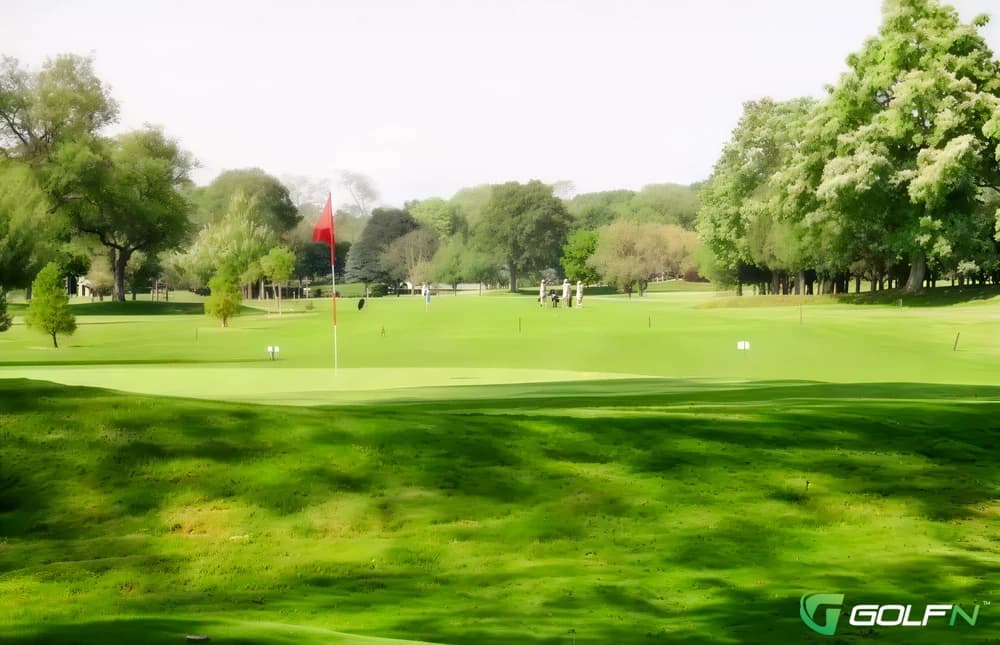 Peninsula Golf Club in Massapequa, New York — public, 9-hole golf course, designed by Maurice McCarthy